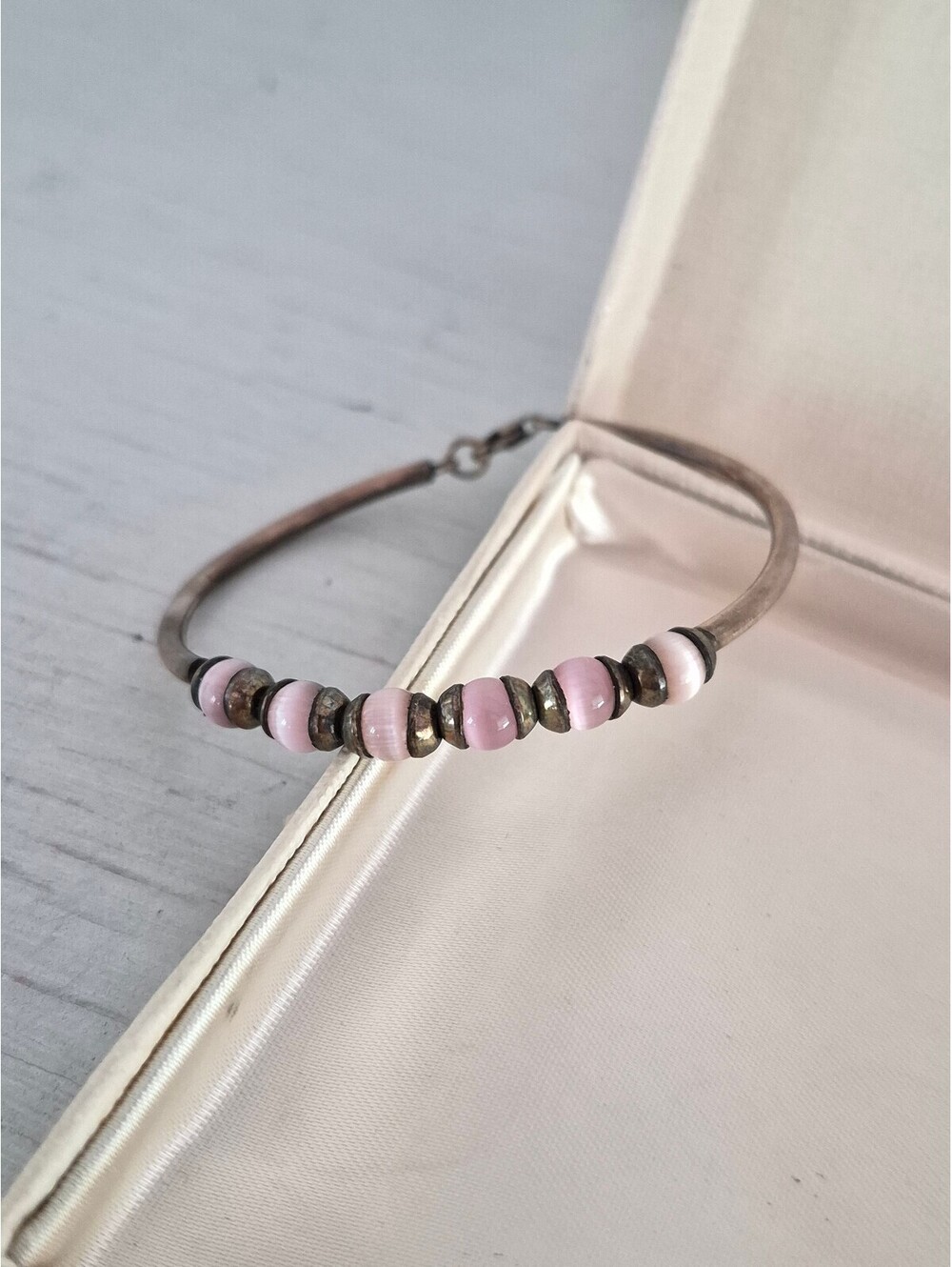 Vintage Sterling Silver Pink Cat's Eye Bead Bracelet
